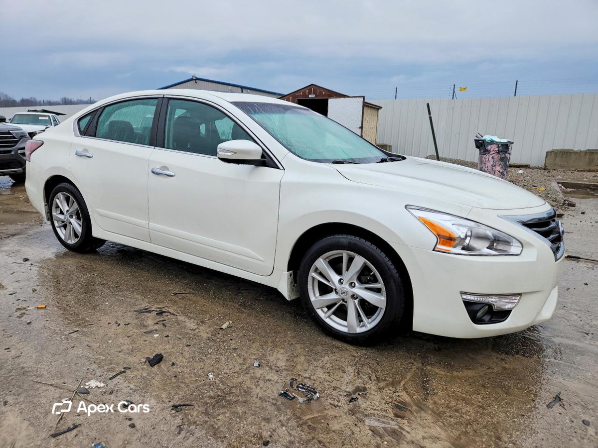 Nissan Altima 2015