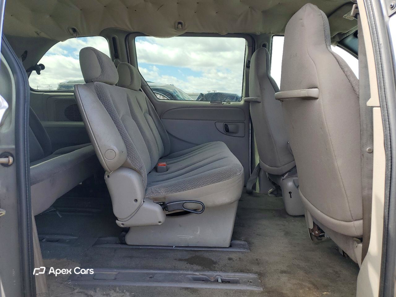Dodge Caravan 2002