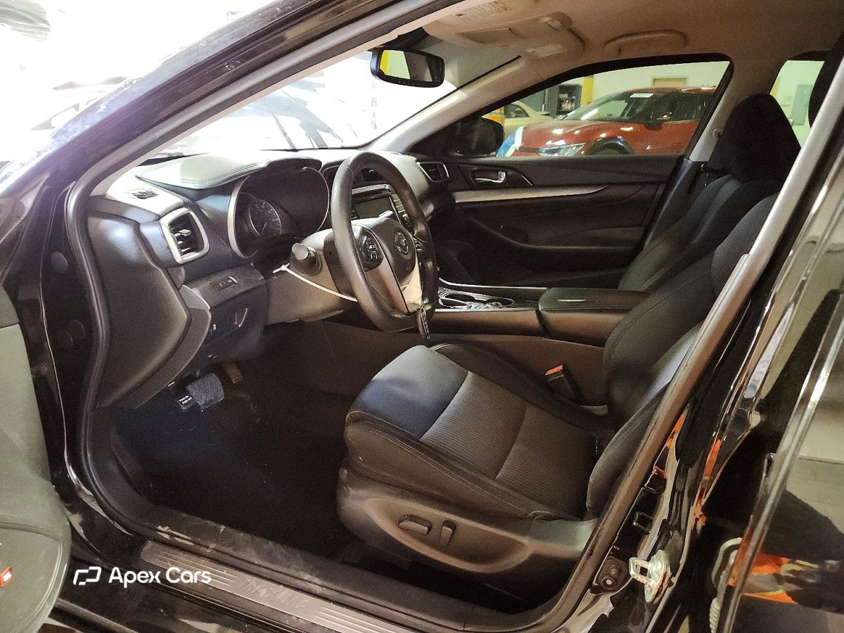 Nissan Maxima 2018