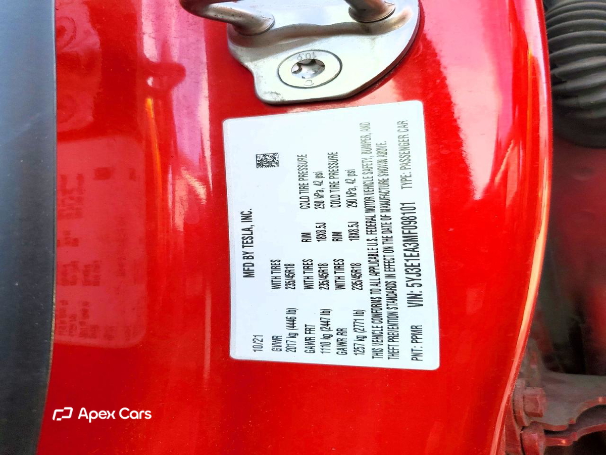 Tesla Model 3 2021