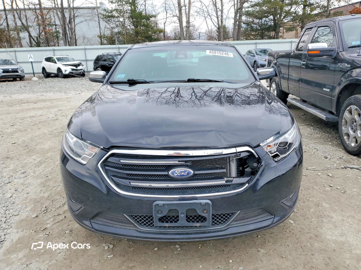Ford Taurus 2019