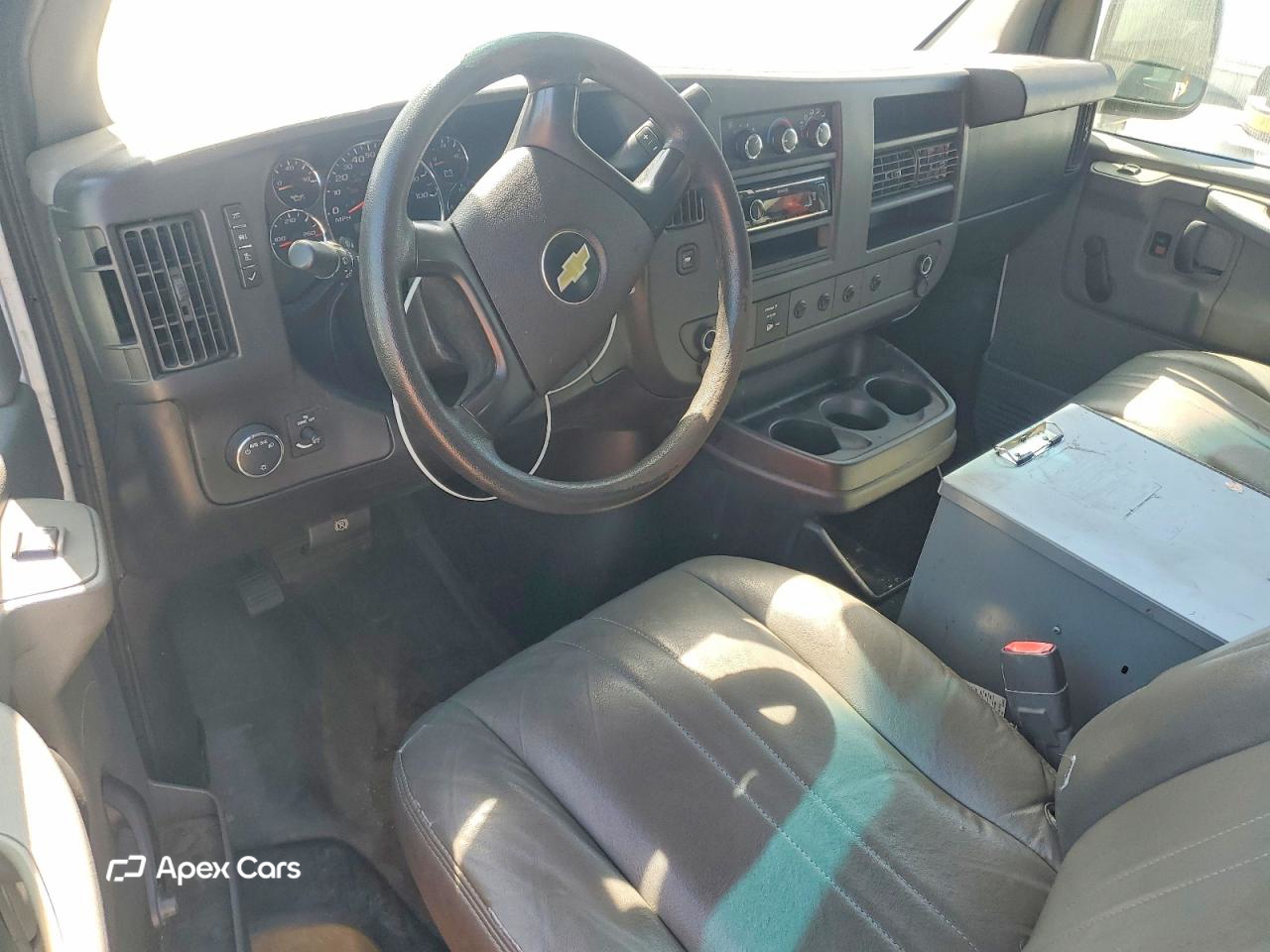 Chevrolet Express 2013