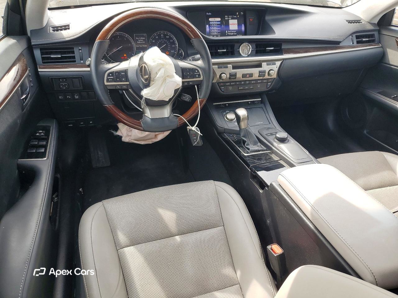 Lexus ES 2017