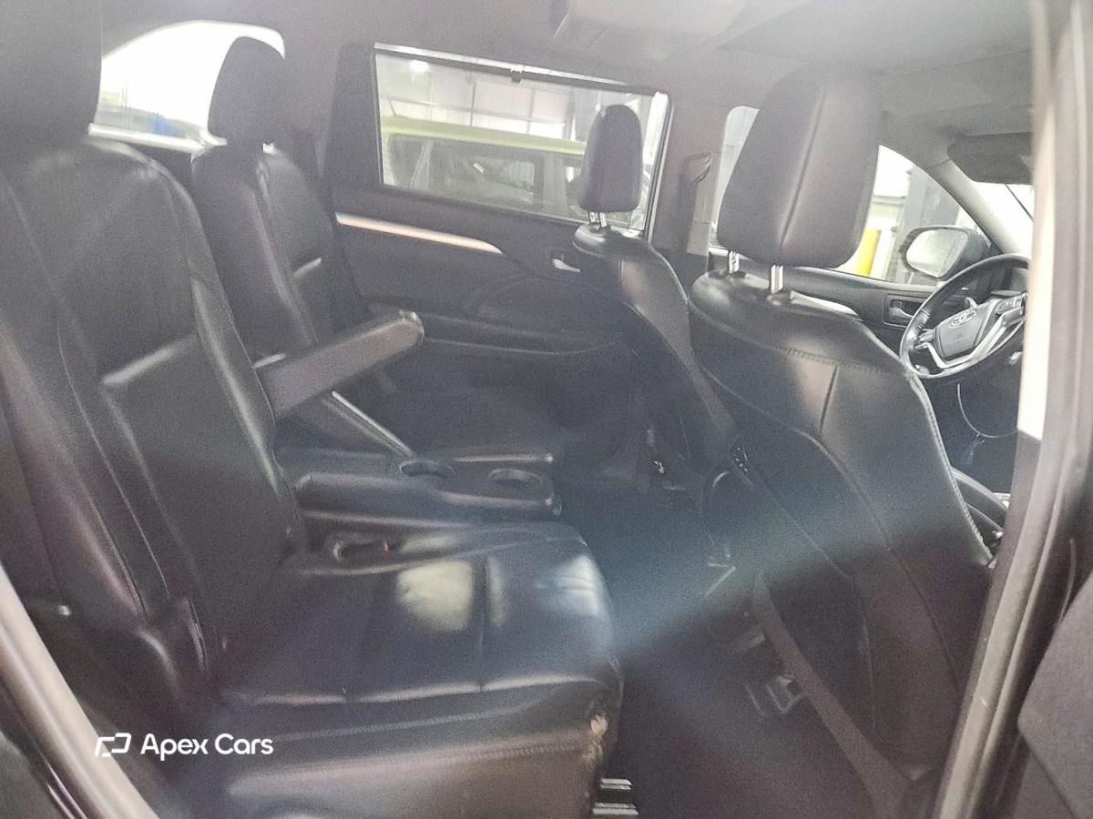 Toyota Highlander 2015