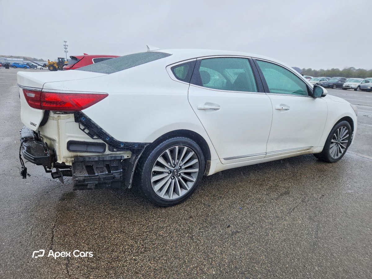 Kia Cadenza 2017