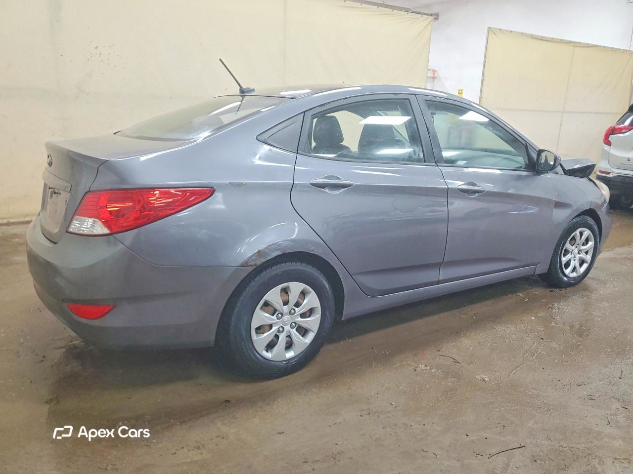 Hyundai Accent 2013