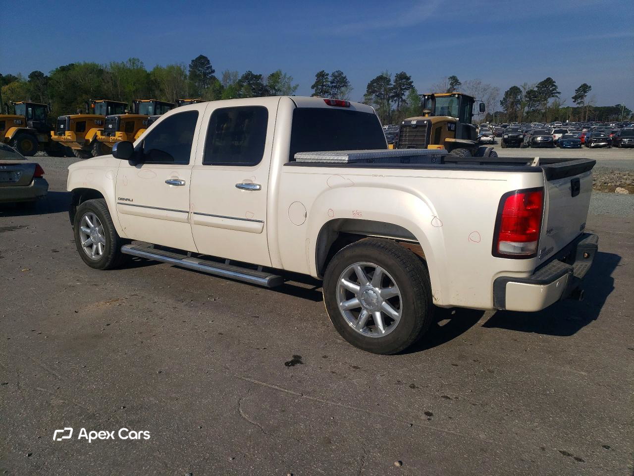 GMC Sierra 2011