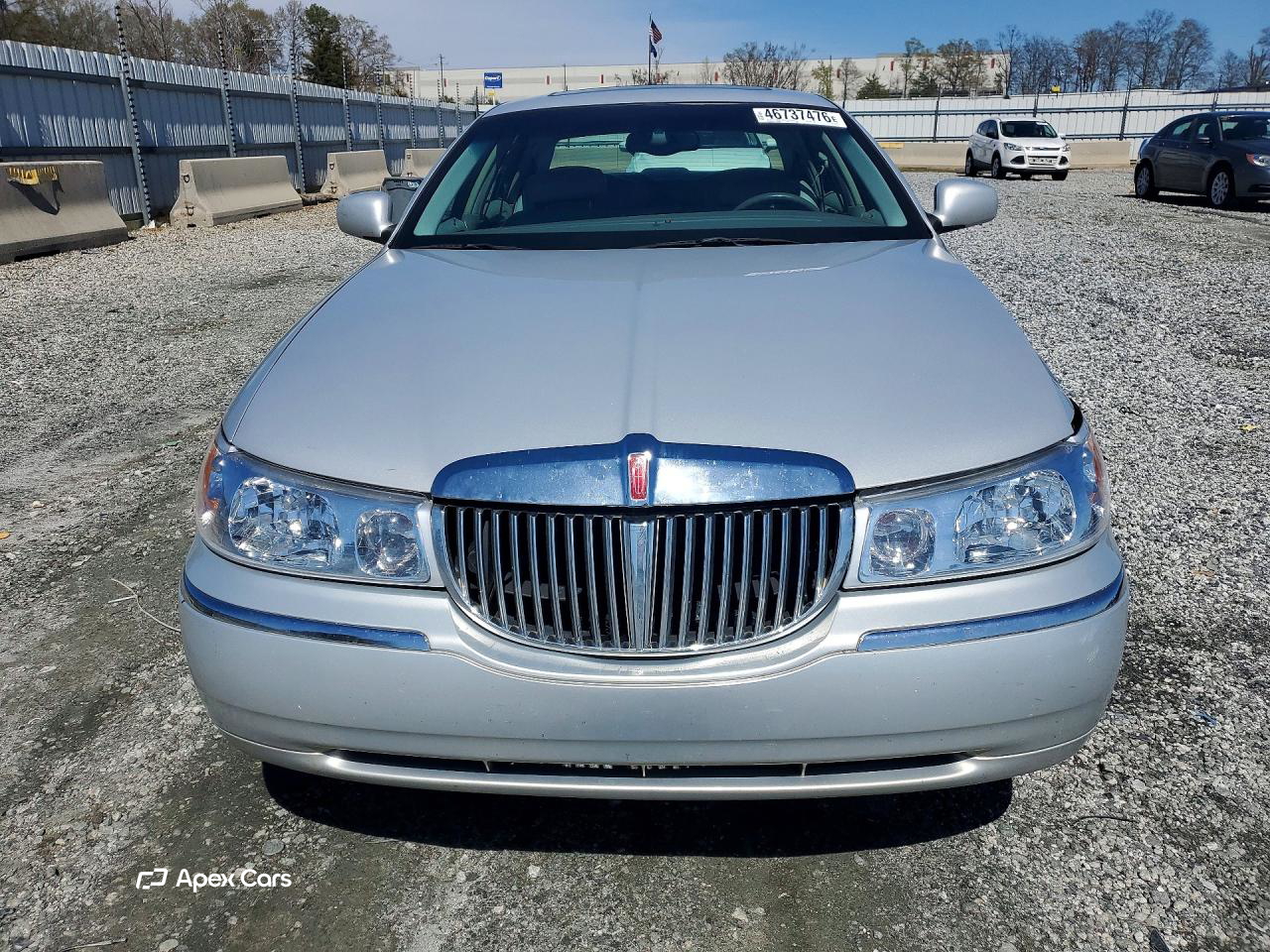 Lincoln Town Car 2000