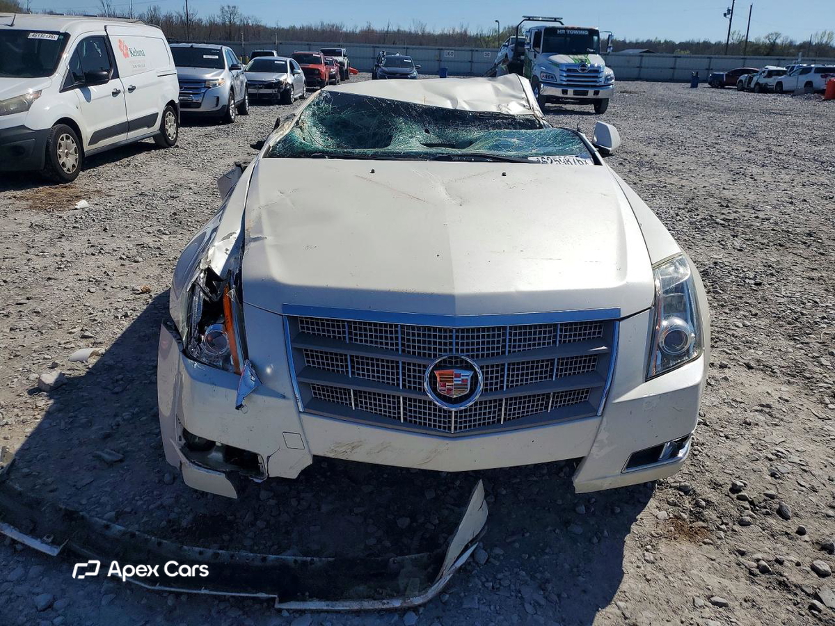 Cadillac CTS 2011