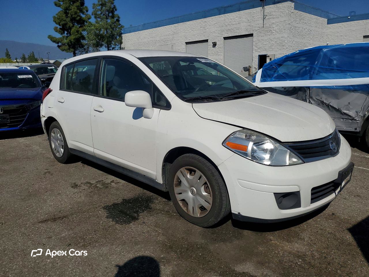 Nissan Versa 2011