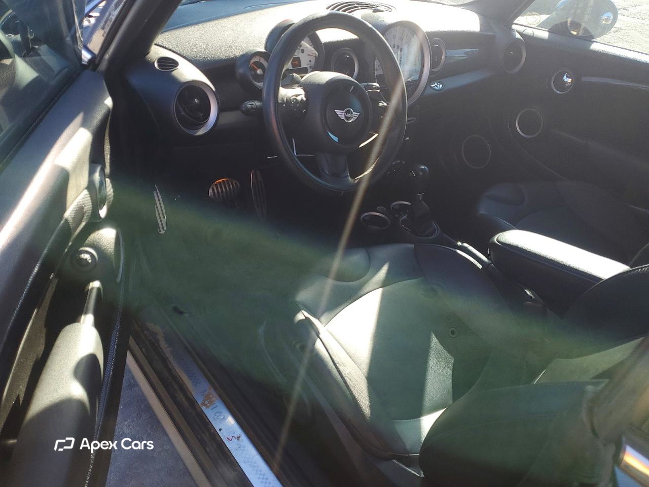 MINI Cooper 2012