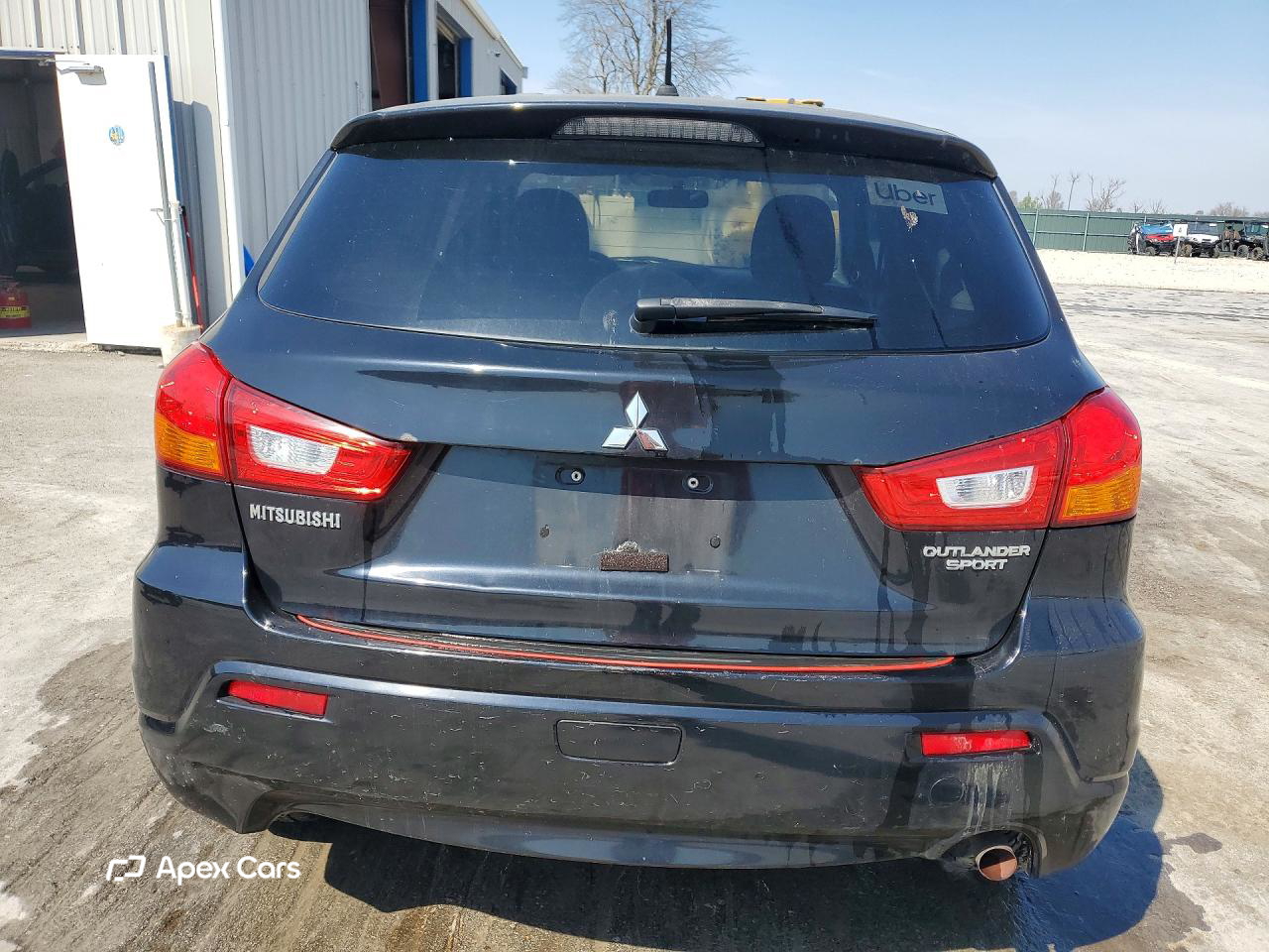 Mitsubishi Outlander 2011