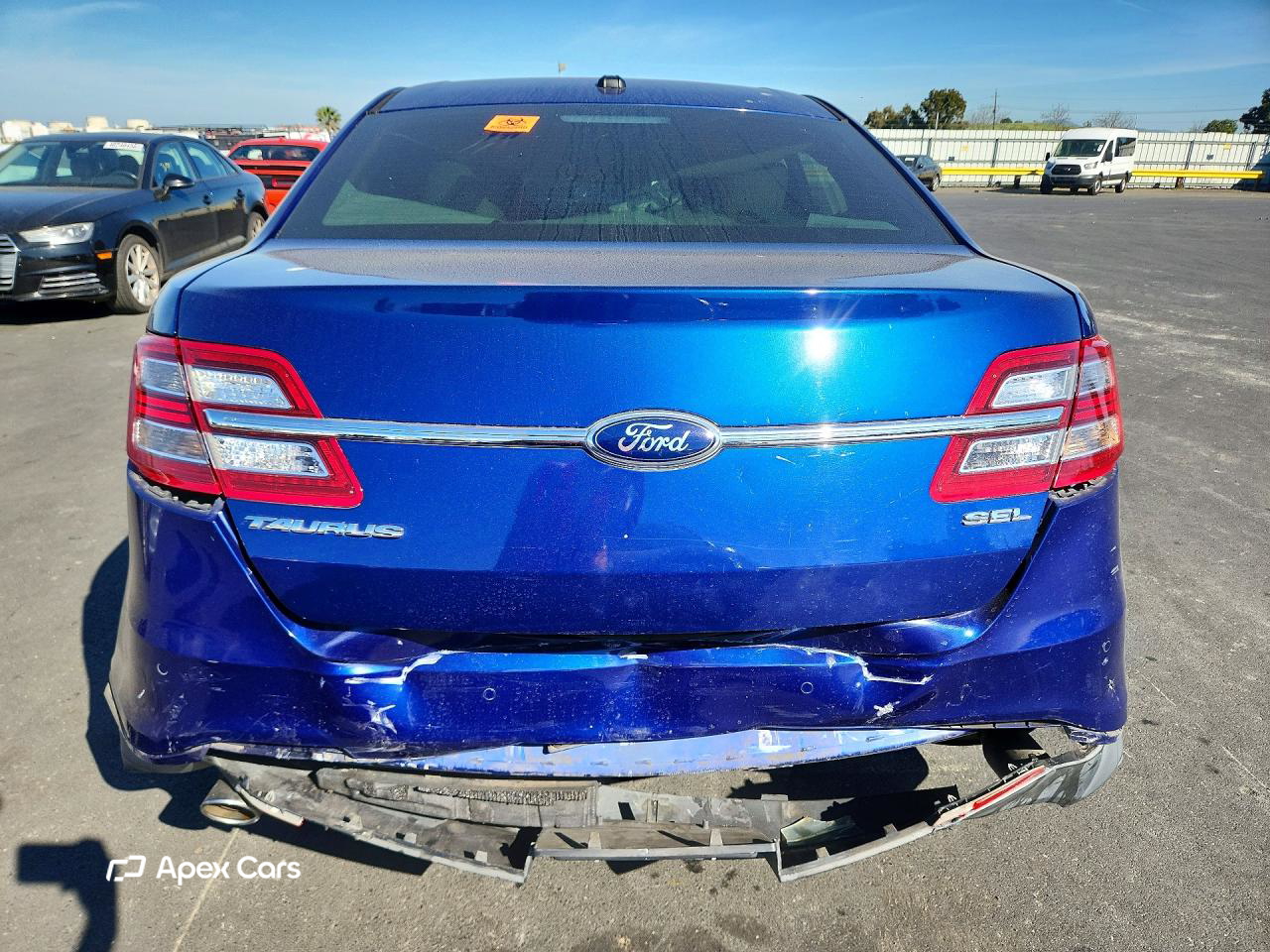 Ford Taurus 2013
