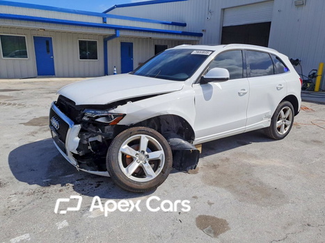 Audi Q5 2010 - Image 1 of 13