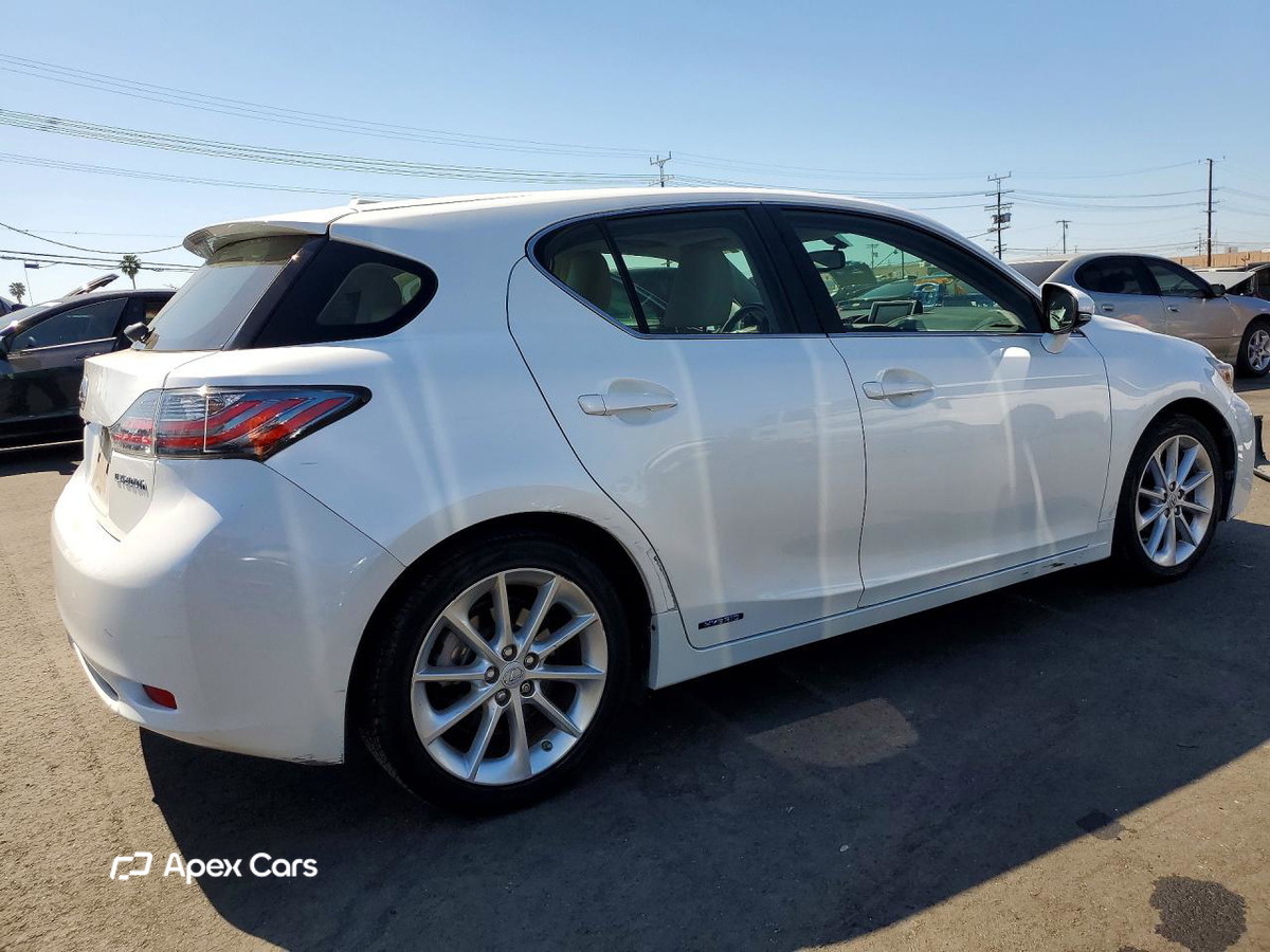 Lexus CT 2012