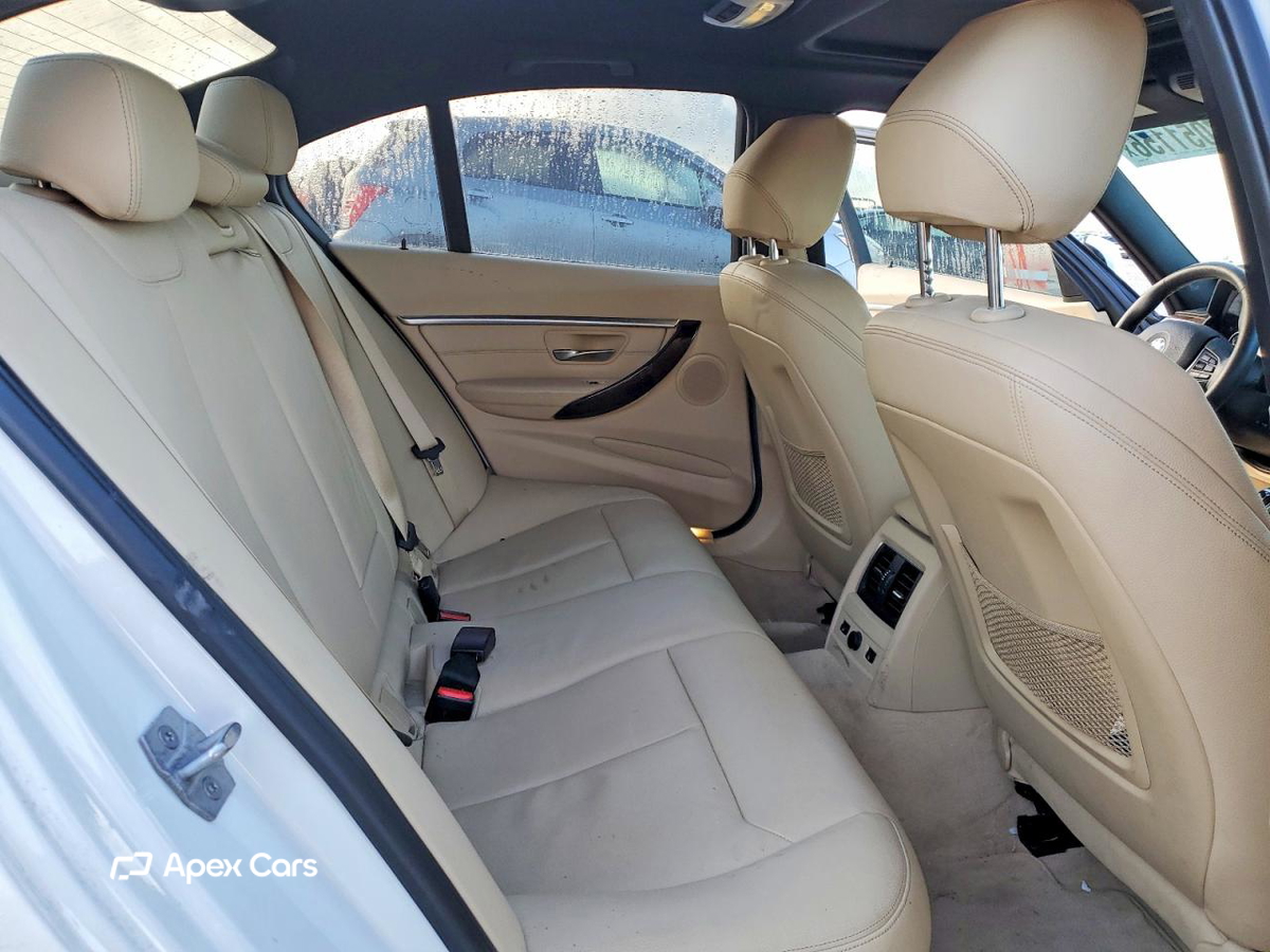 BMW Series 3 2016