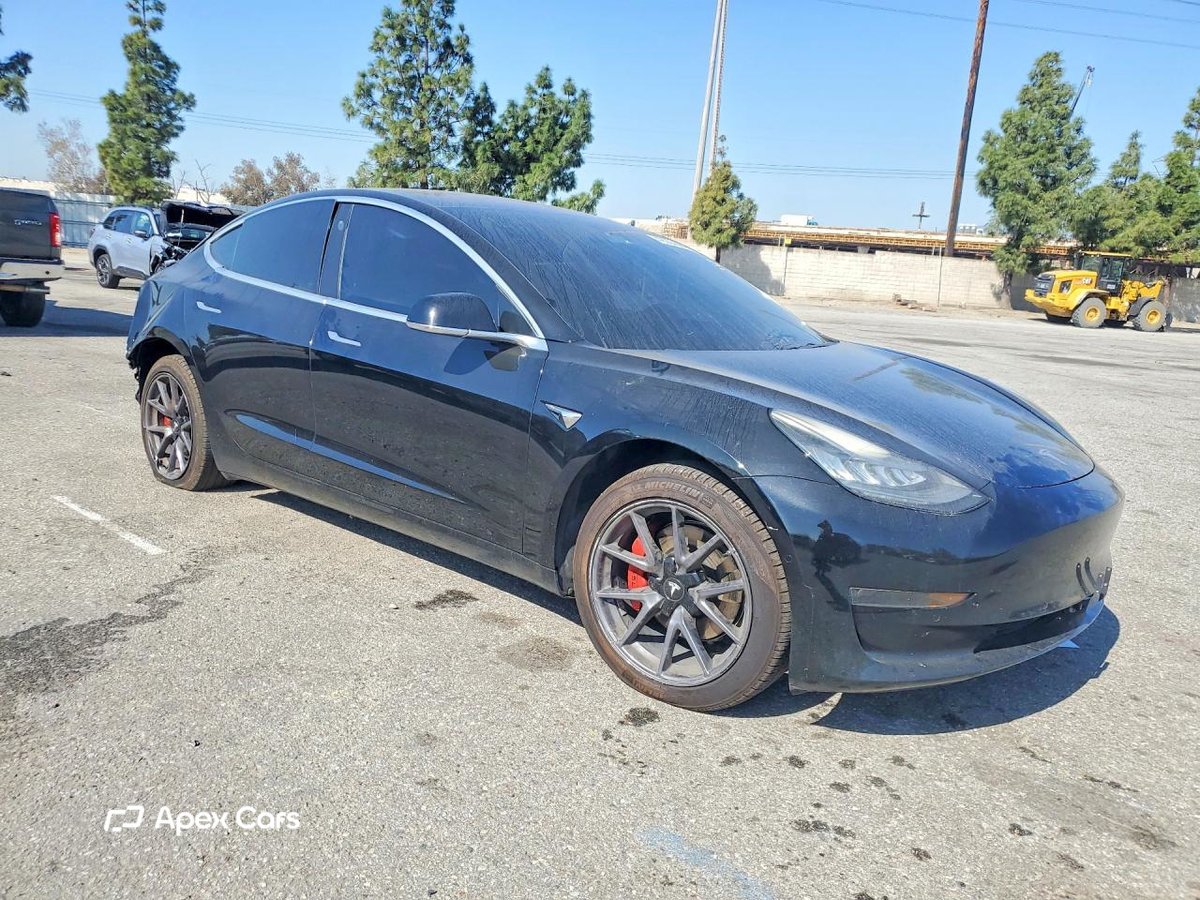 Tesla Model 3 2018
