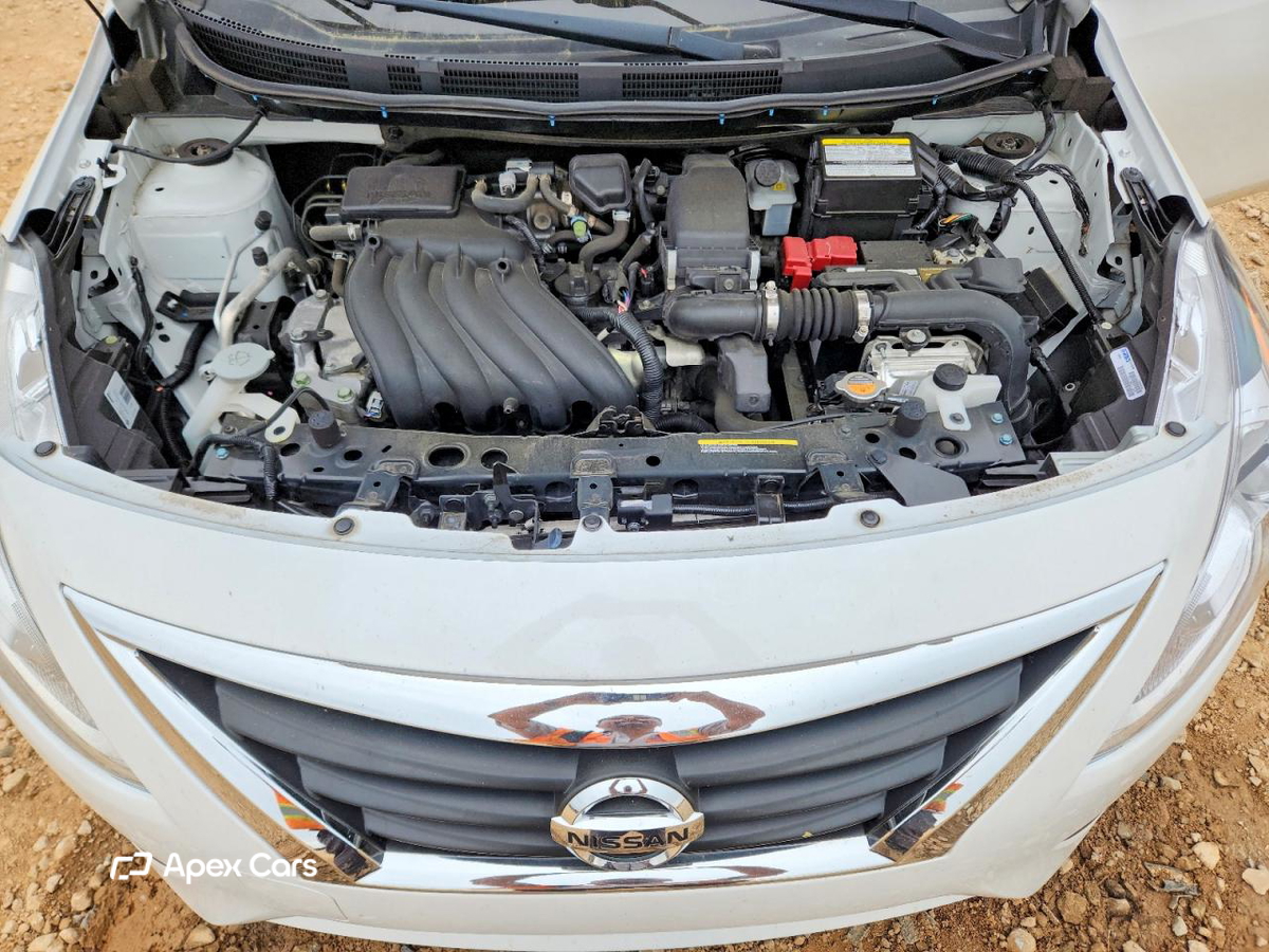 Nissan Versa 2018