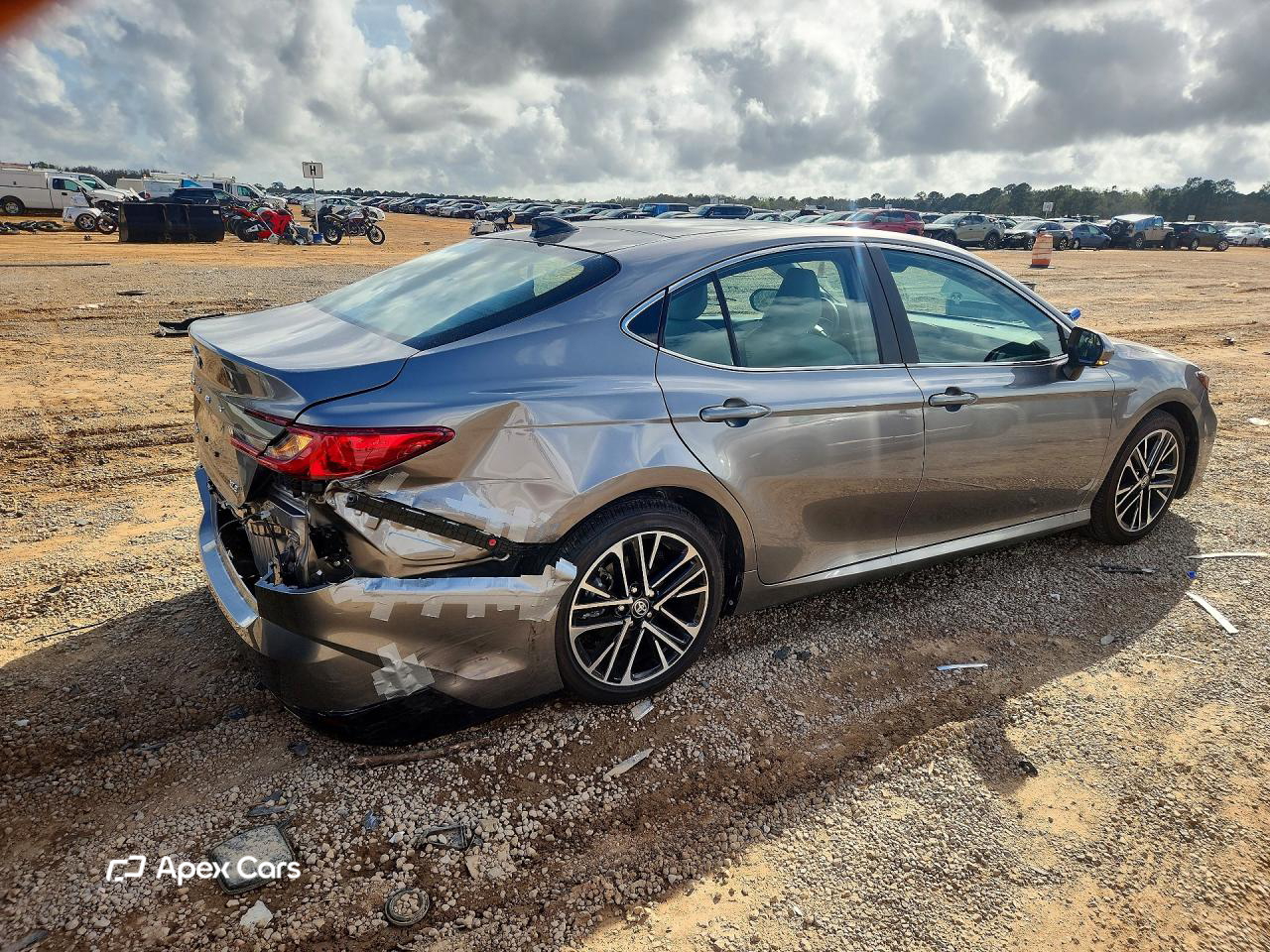 Toyota Camry 2025
