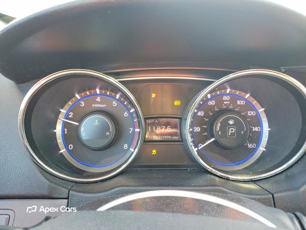 Hyundai Sonata 2011