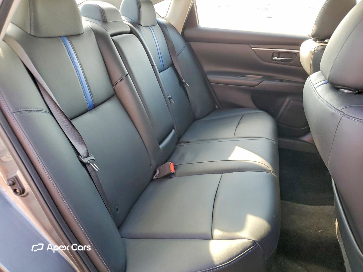 Nissan Altima 2018