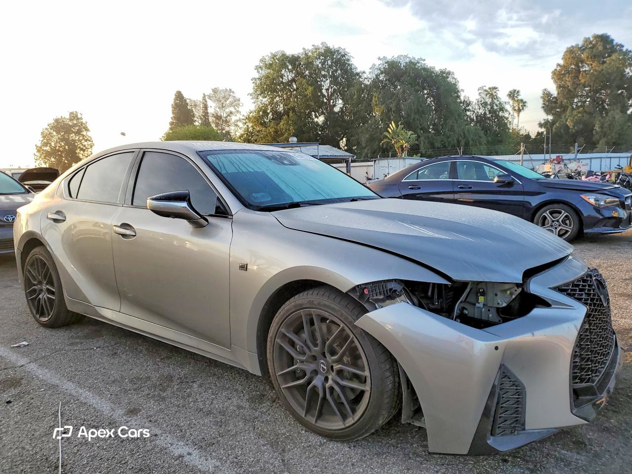 Lexus IS 2023