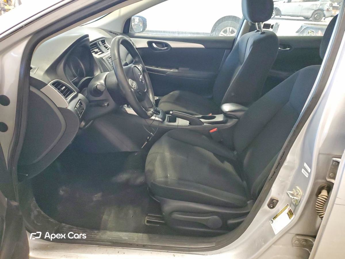 Nissan Sentra 2018