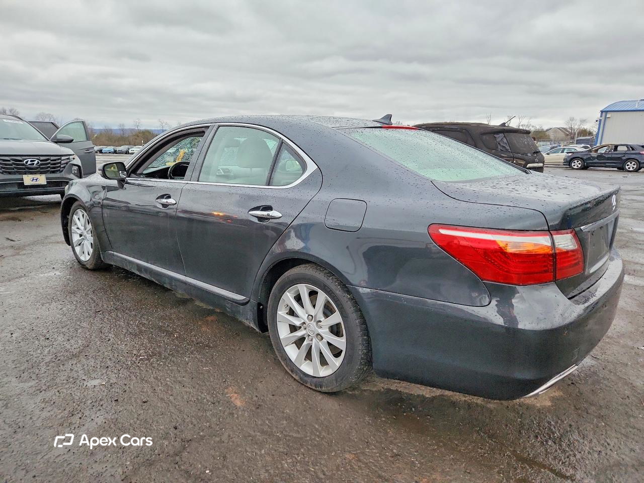 Lexus LS 2011