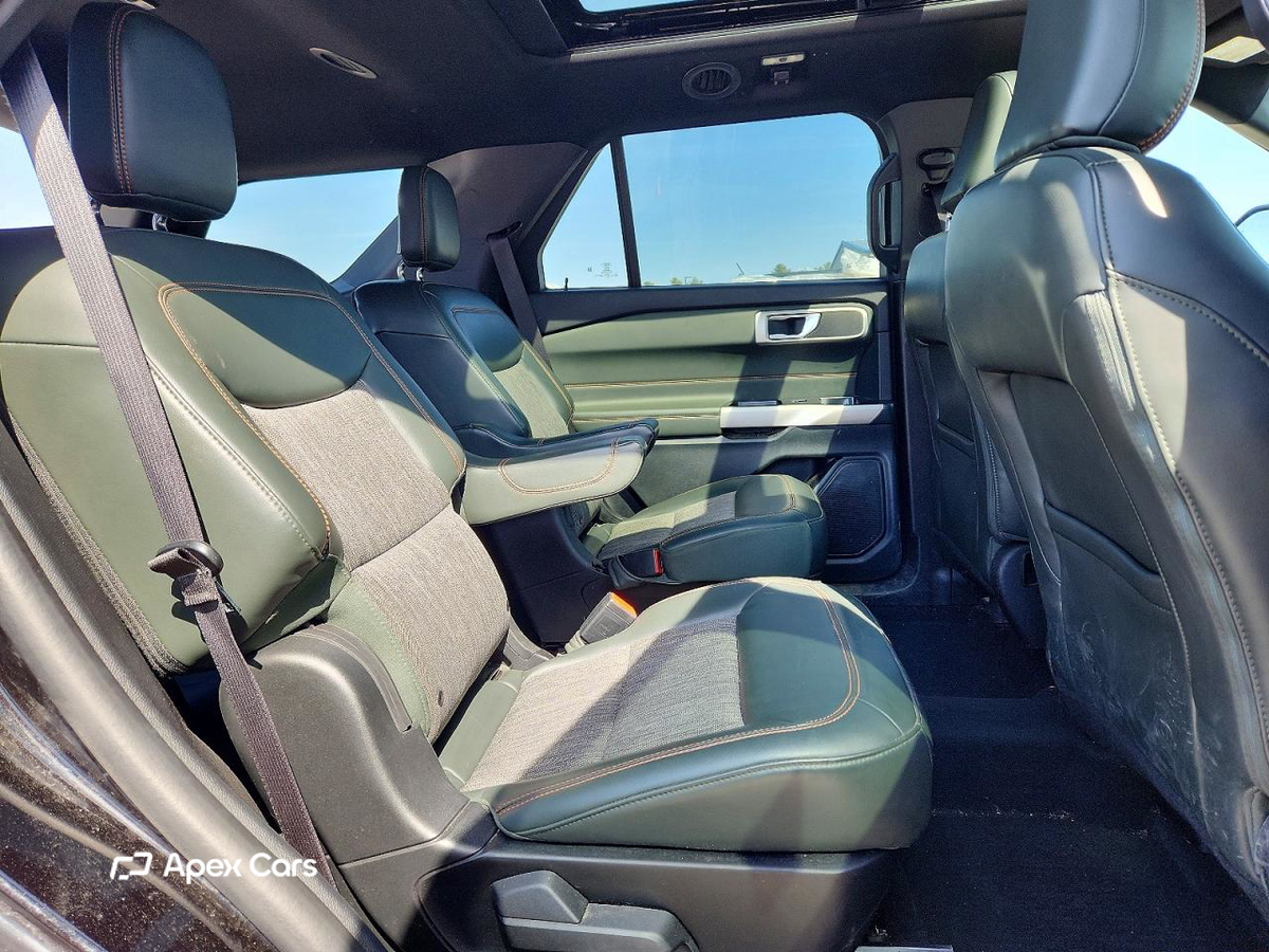 Ford Explorer 2023