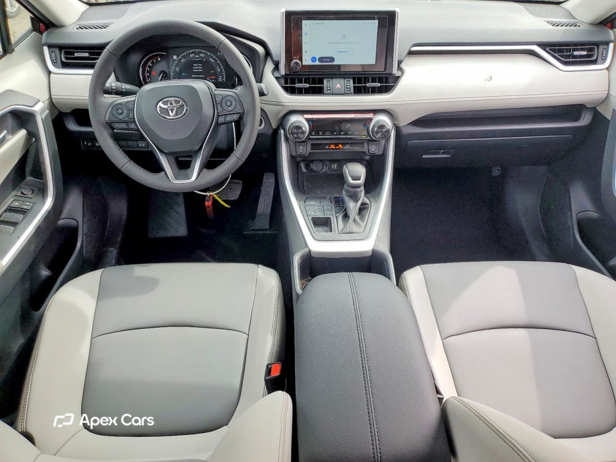 Toyota RAV 4 2025