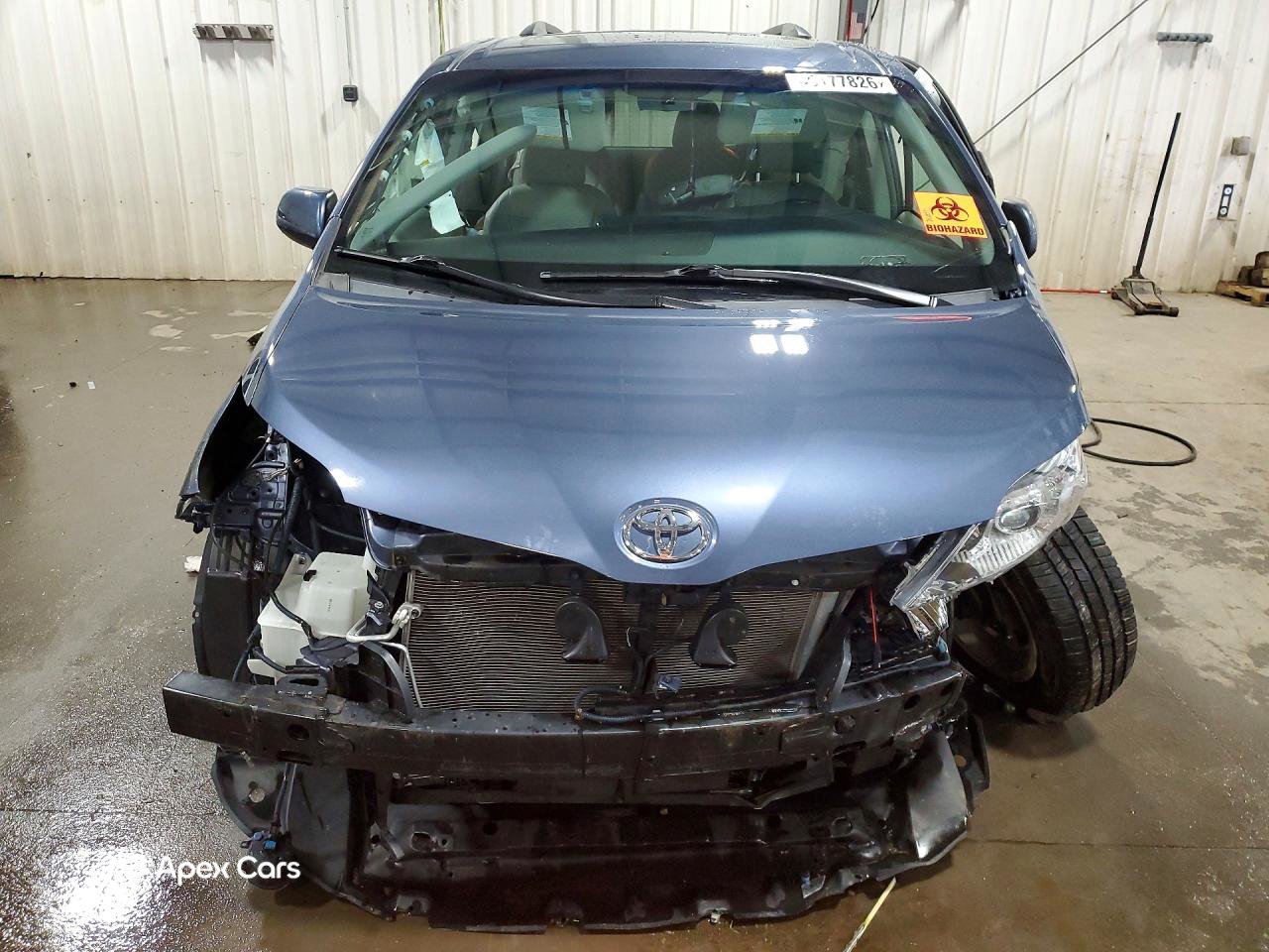Toyota Sienna 2016
