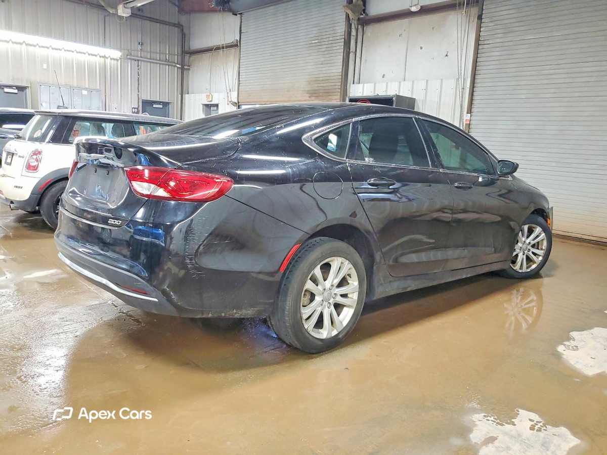 Chrysler 200 2015