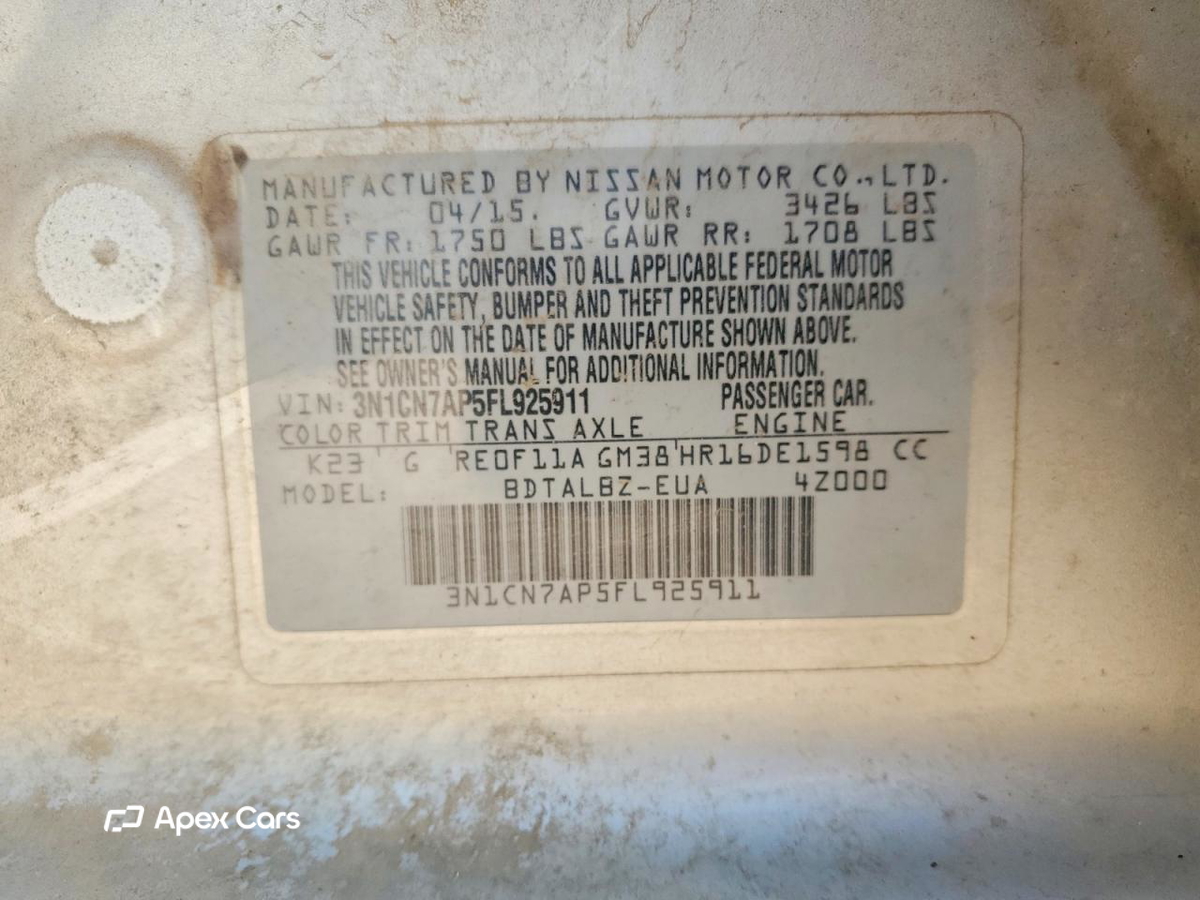 Nissan Versa 2015