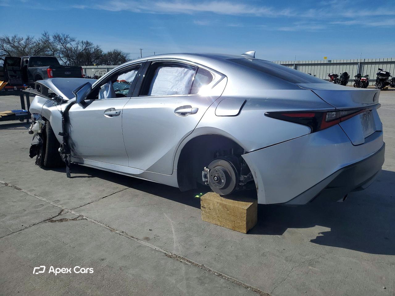 Lexus IS 2021