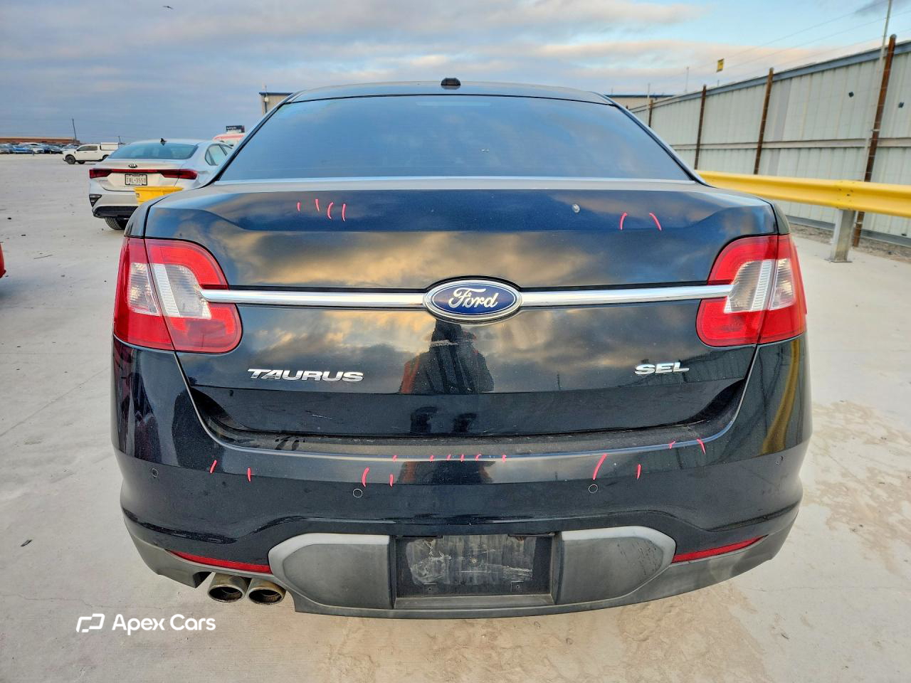 Ford Taurus 2012