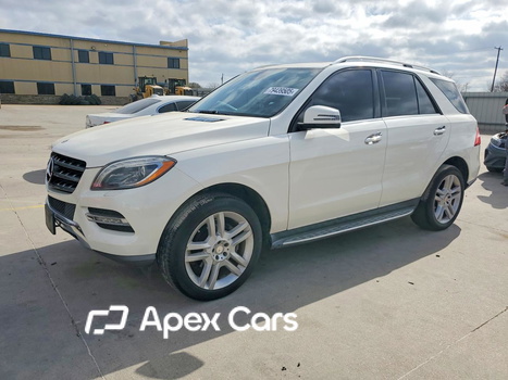 Mercedes-Benz  2013 - Image 1 of 13