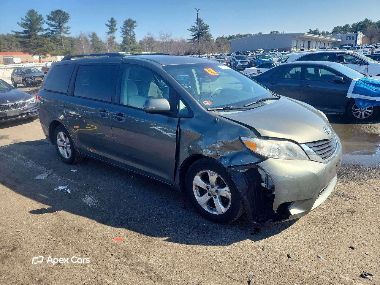 Toyota Sienna 2011