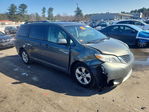 Toyota Sienna 2011