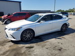 Lexus ES 2022