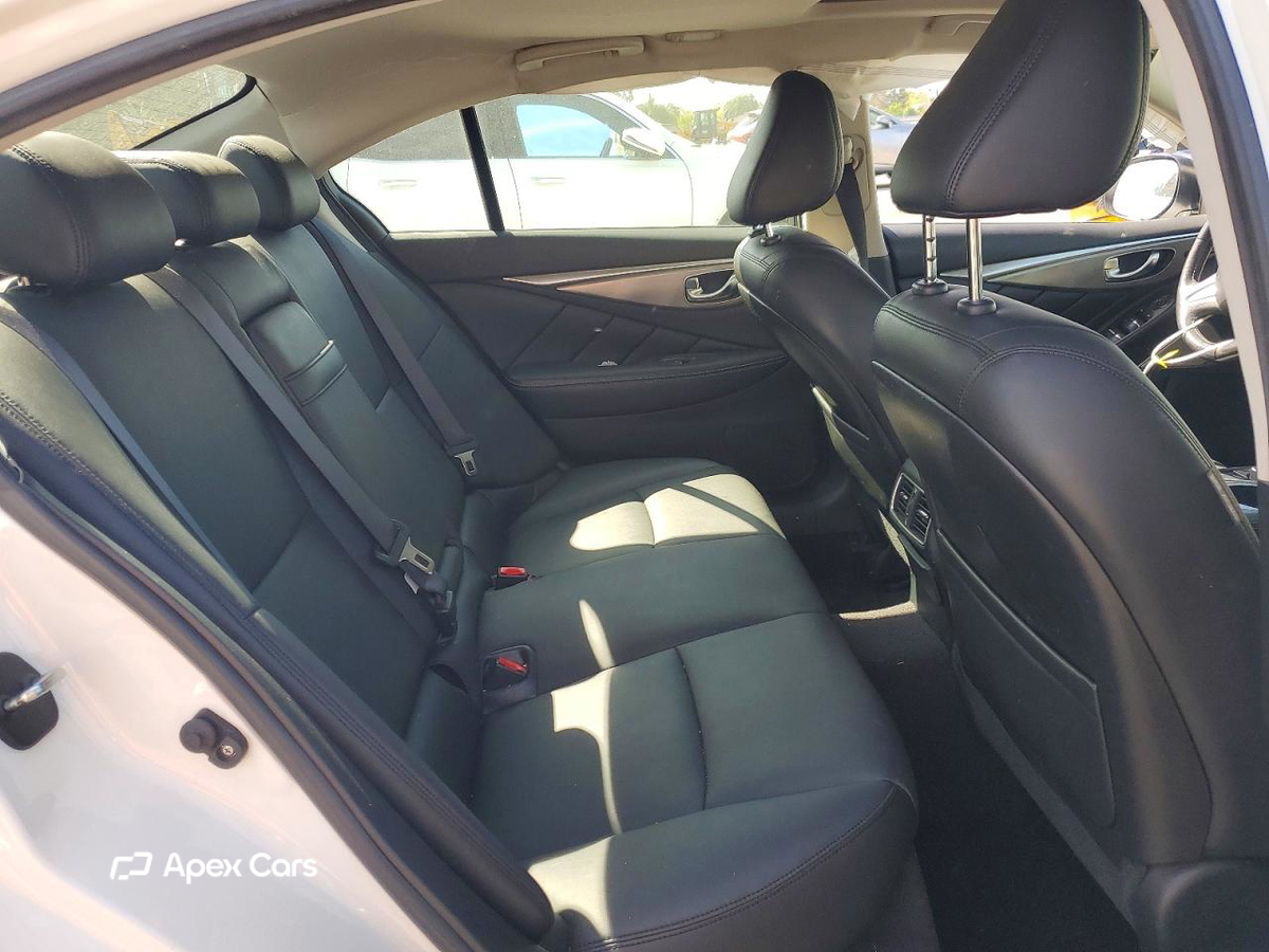 Infiniti Q50 2017