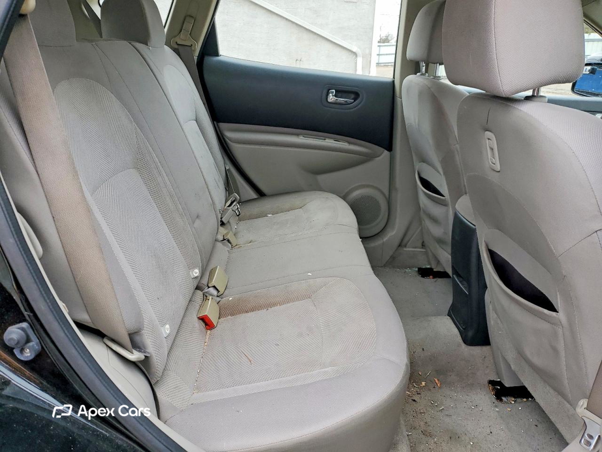 Nissan Rogue 2011