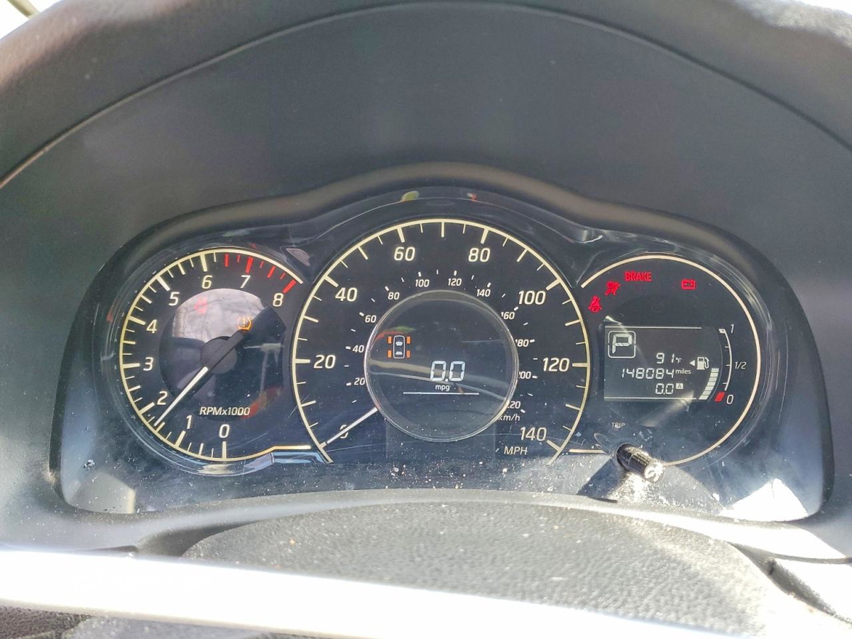 Nissan Versa 2016