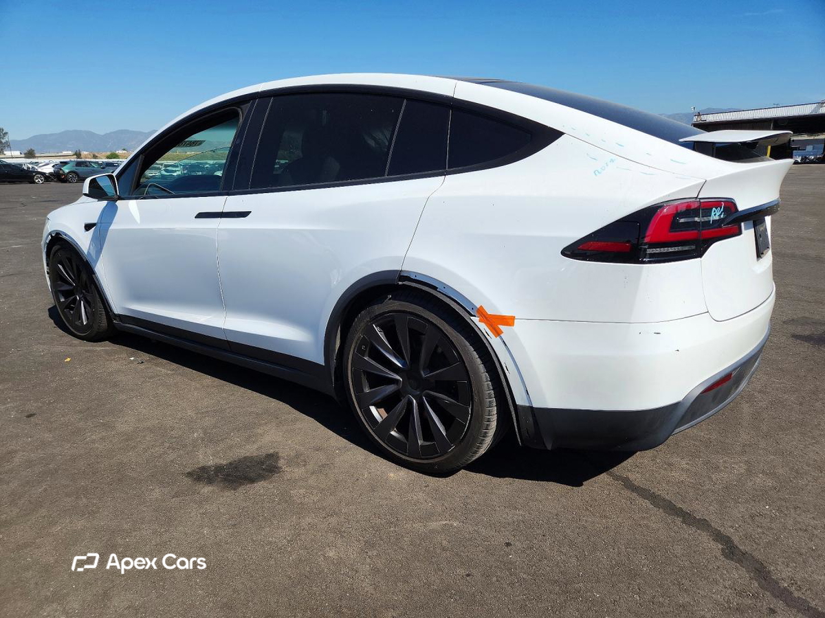 Tesla Model X 2023