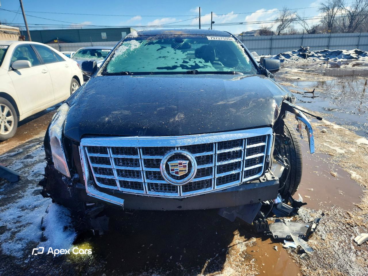 Cadillac XTS 2013
