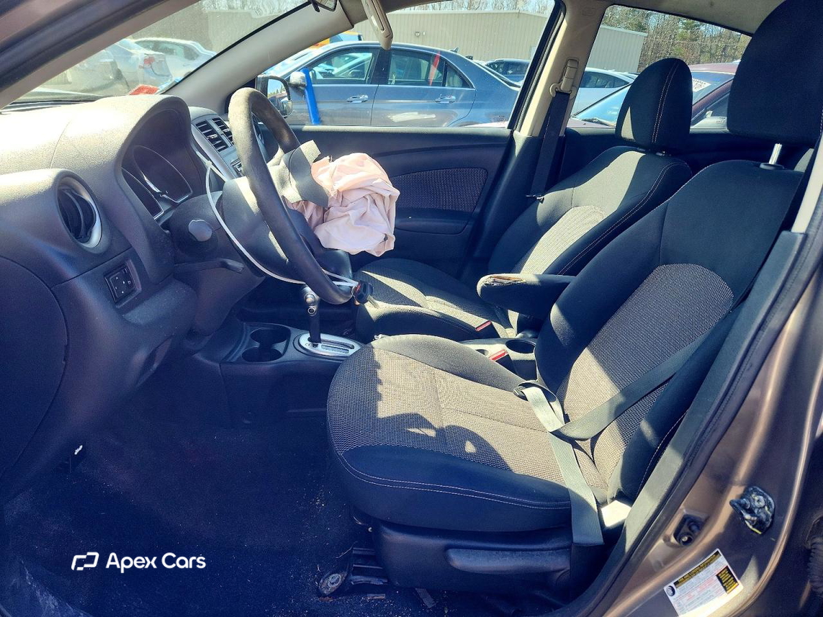 Nissan Versa 2014