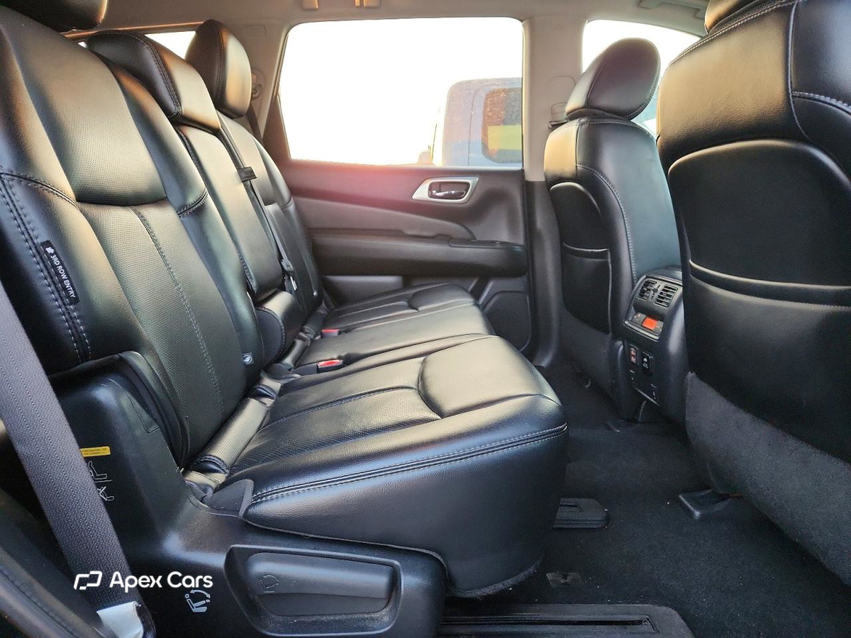 Nissan Pathfinder 2018