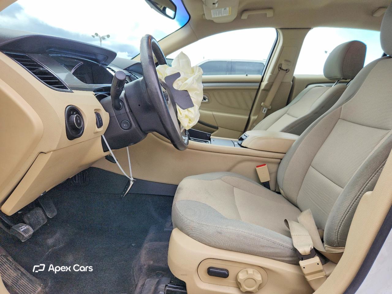 Ford Taurus 2015