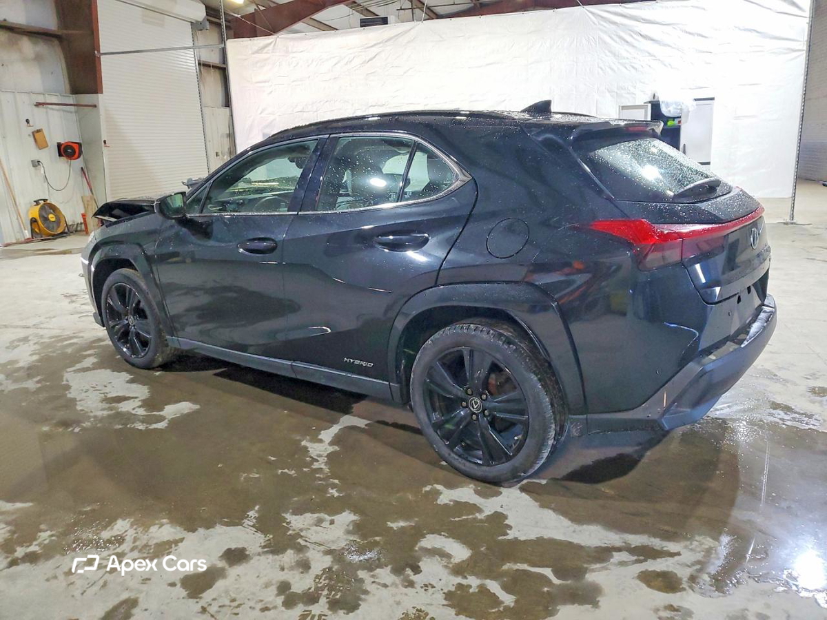 Lexus UX 2021