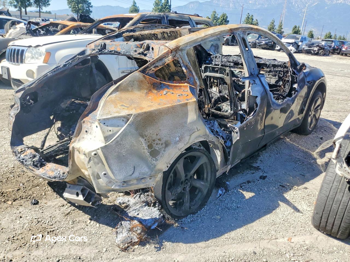 Tesla Model Y 2026