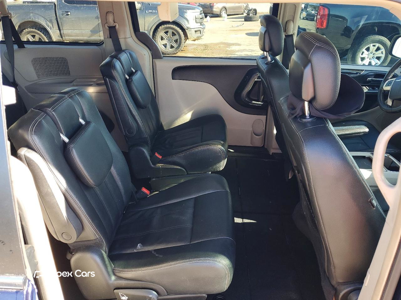 Chrysler Voyager 2016